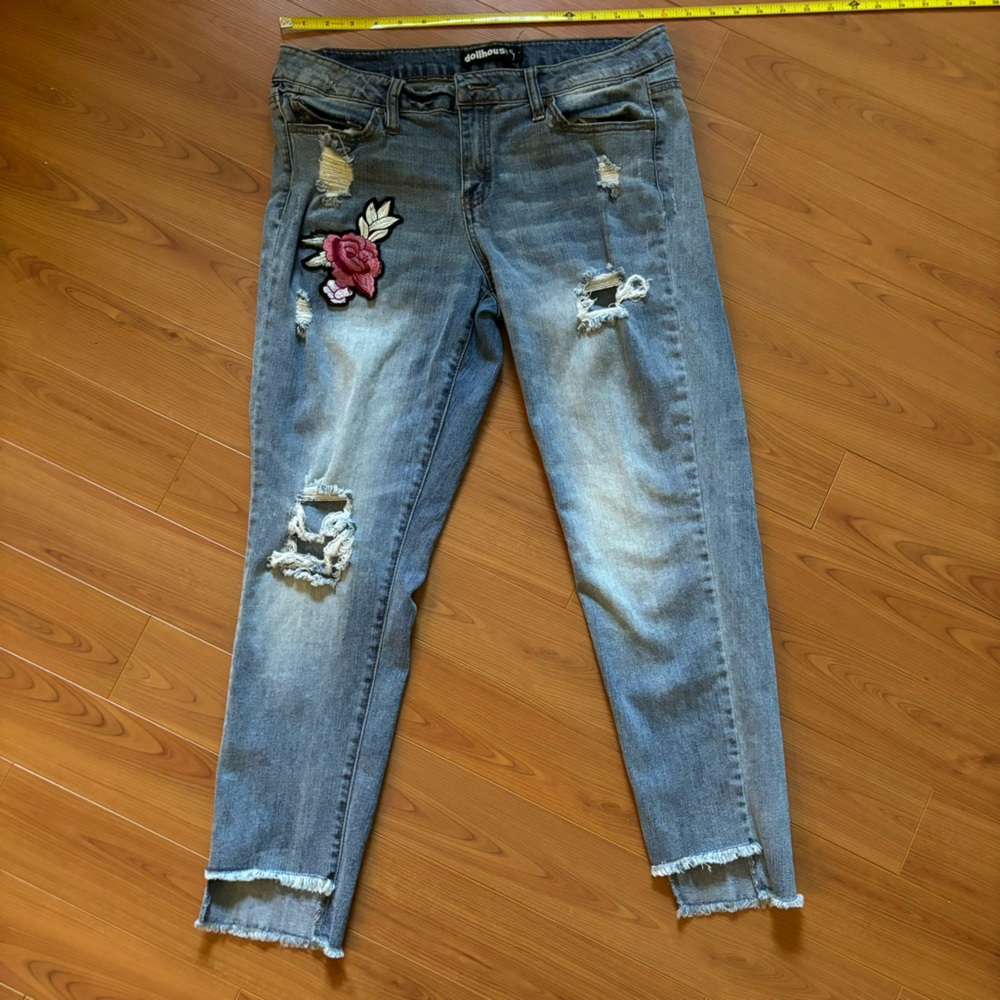 Vintage Dollhouse Embroidered Jeans